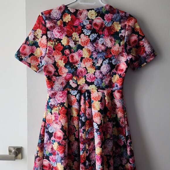 ASOS Maternity Floral Flare Scuba Dress - Picture 5 of 7